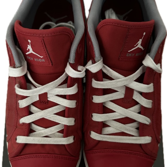 Jordan Sky High Retro TXT Low - Red - Size 10.5 - Picture 2 of 3